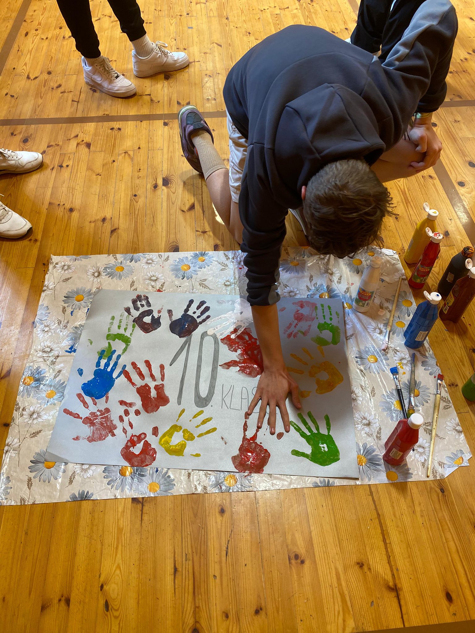 10-klasnieki kļūst par vidusskolēniem 10-klasnieki kļūst par vidusskolēniem